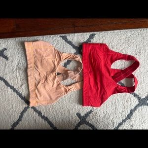 Lululemon sports bras